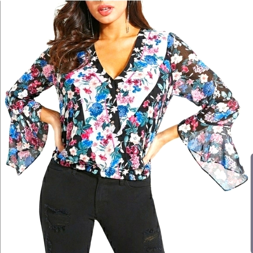 Guess Donna Scarf Bouquet Floral Print Long Bell Sleeve Top Size Large